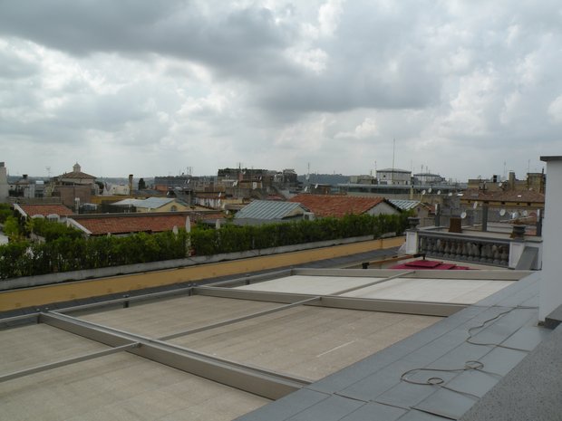  nuages gris sur la ville